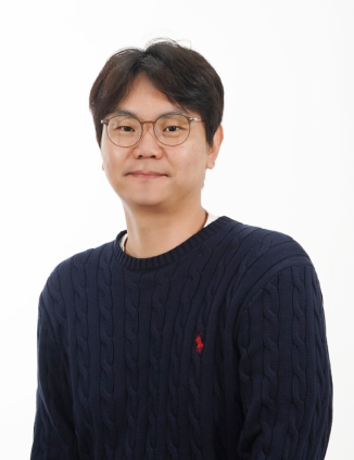 김두용 교수님 사진